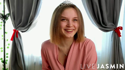 NickiWiniecki NickiWiniecki